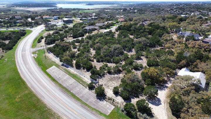 Property Photo:  118 Bobby Clark Dr  TX 78133 