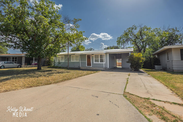 Property Photo: 2547 Culver Avenue TX 76904