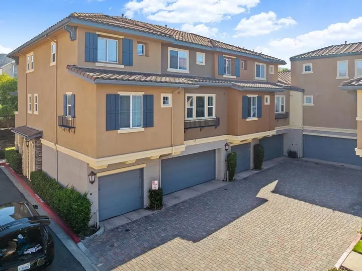 Property Photo:  141 Via Montisi  CA 92071 
