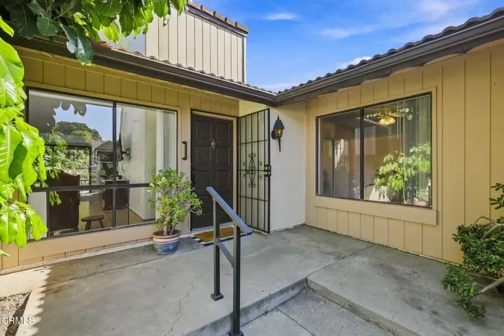 Property Photo:  10412 Boulder Court  CA 93004 