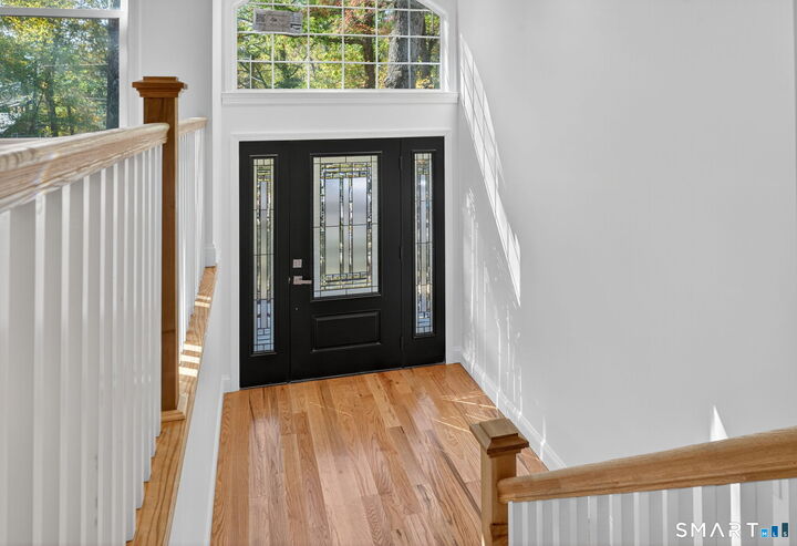 Property Photo:  13 Willow Lane  CT 06333 