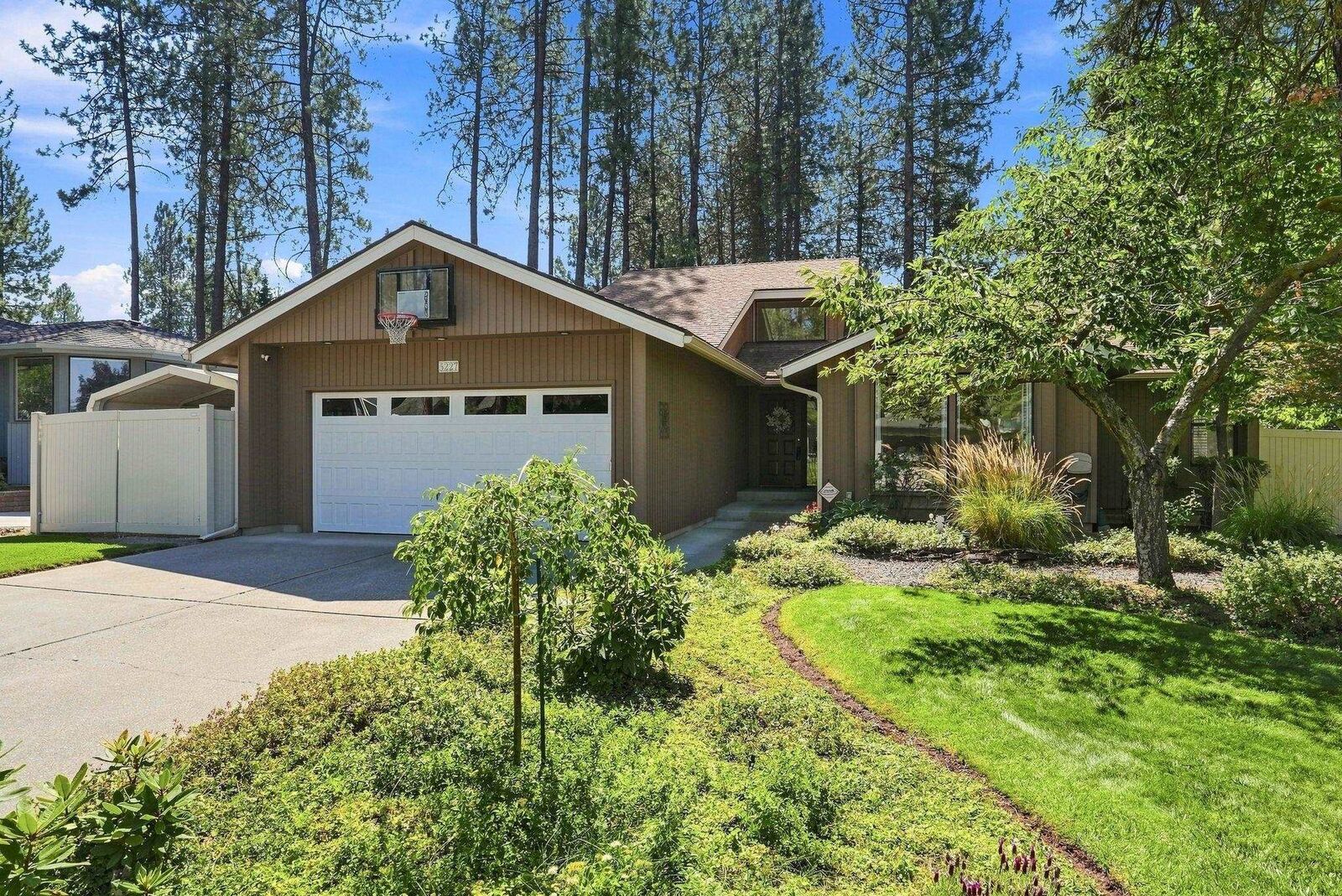 Property Photo:  5227 W Alderwood Ave  WA 99208 