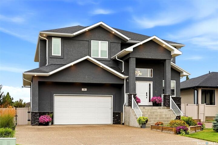 Property Photo:  76 Emerald Ridge E  SK S4L 0B4 