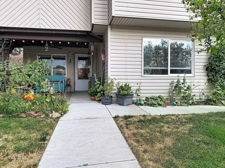 Property Photo: 500 Western Avenue #7 WY 82834