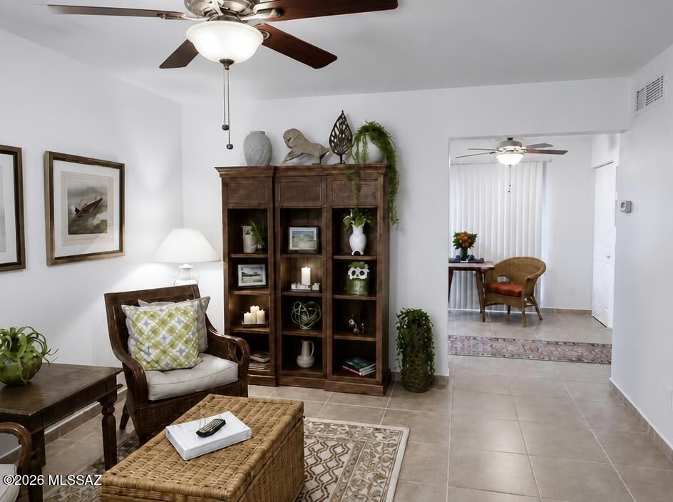 Property Photo: 2950 N Alvernon Way 3103 AZ 85712