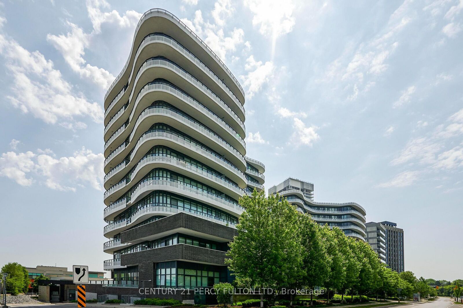Property Photo: 99 The Don Way W 710 ON M3C 0N8