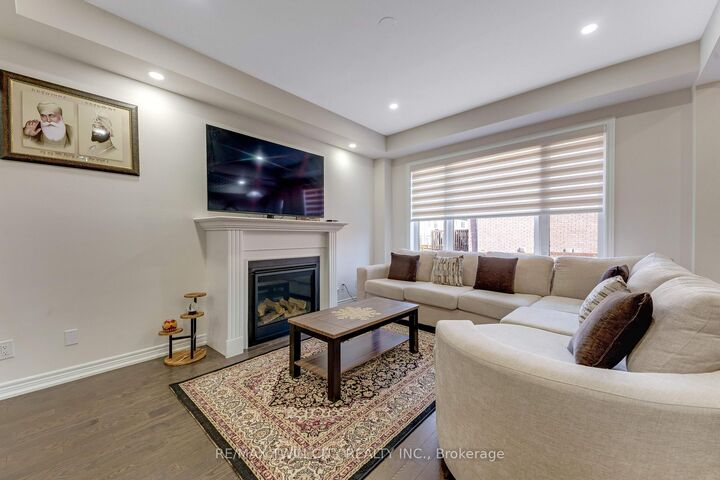 Property Photo: 106 Haldimand Street ON N2R 0R2