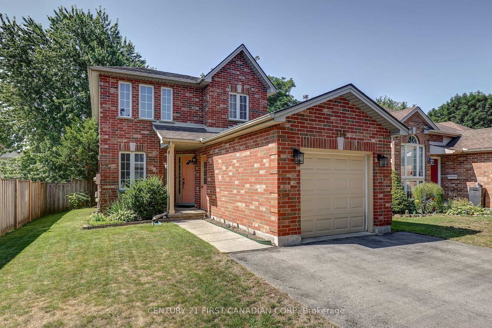 Property Photo:  114 Meadowridge Road  ON N6H 5N6 