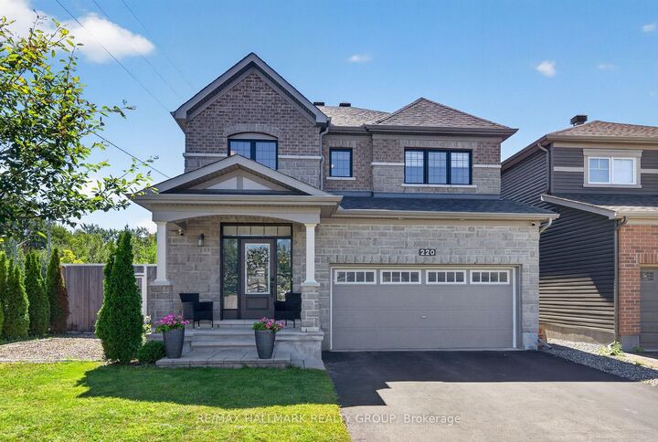 Property Photo: 220 Enclave Walk ON K1W 0J4