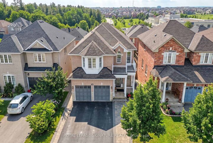 Property Photo:  89 Patti McCulloch Way  ON L3X 3G1 