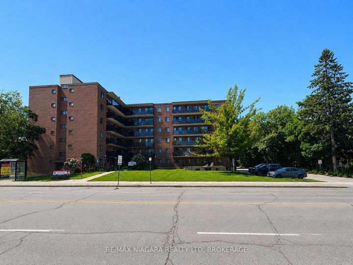 Property Photo: 550 King Street 303 ON L4R 3N1