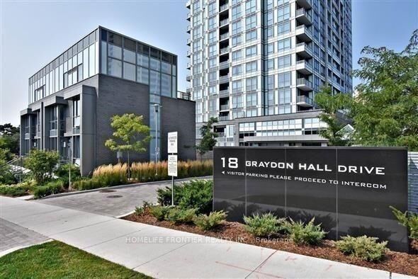 Property Photo: 18 Graydon Hall Drive 2211 ON M3A 2Z9