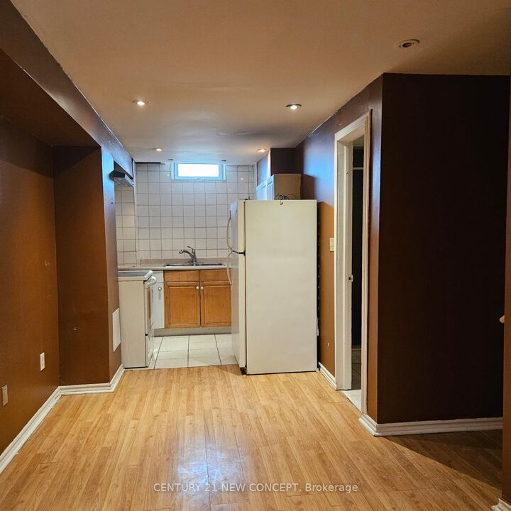 Property Photo: 2662 Bur Oak Avenue ON L6B 1J1