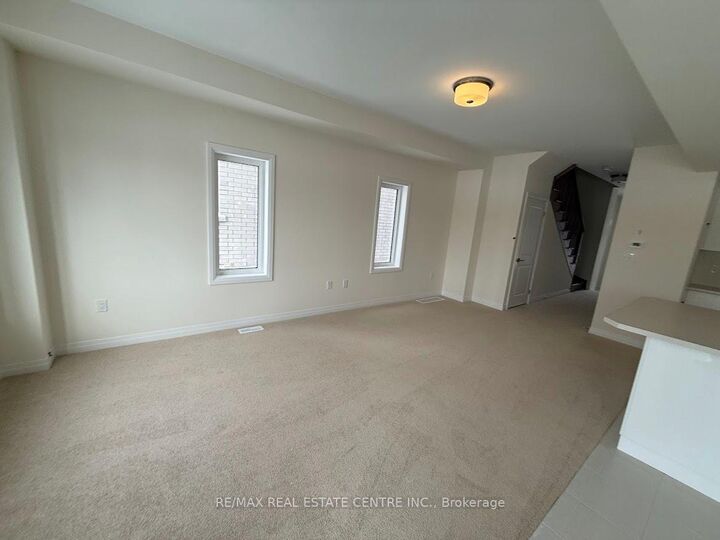Property Photo: 660 Colborne Street W 76 ON N3T 0L8