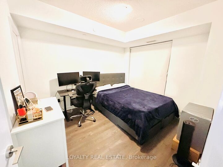 Property Photo:  251 Manitoba Street 311  ON M8Y 0C7 