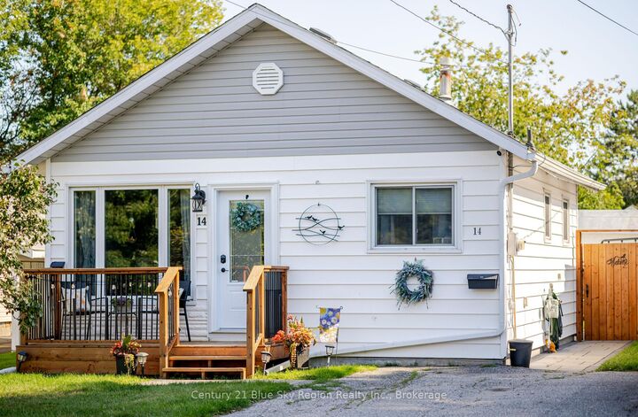 14 Macdonald Avenue W — photo 1