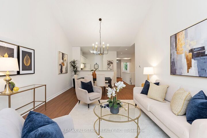 Property Photo: 16 Kingfisher Cove Way ON L6E 1B4