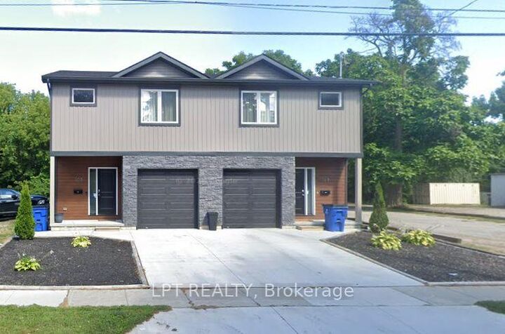105 King Street E — photo 1
