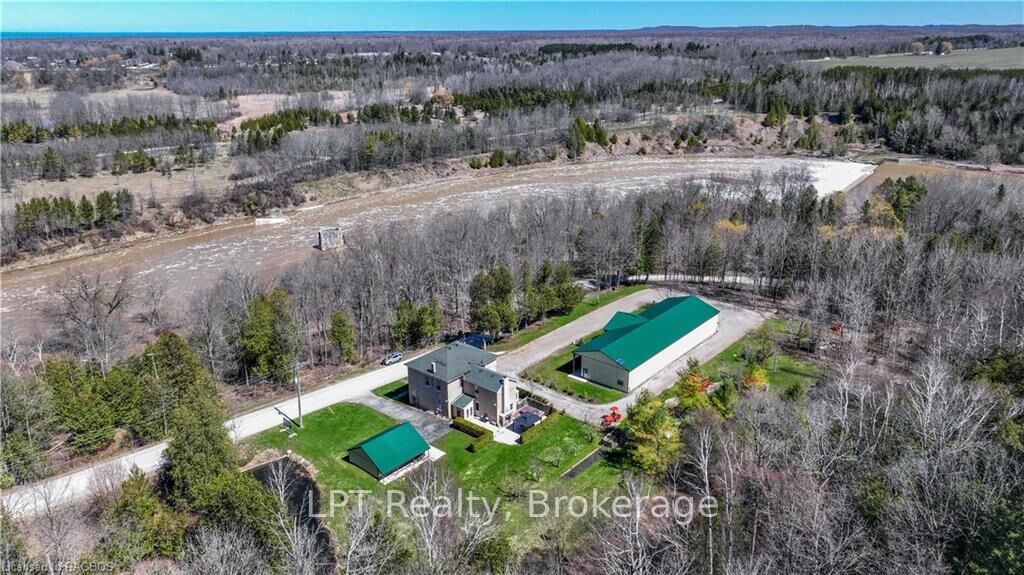 Property Photo: 484 Carlisle Street ON N0H 2L0