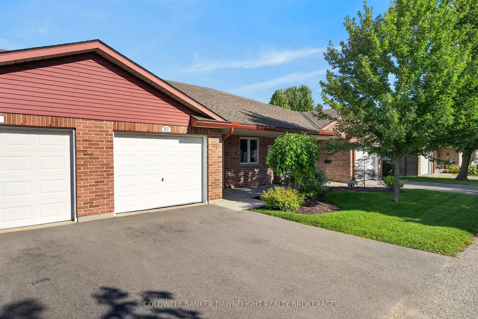 Property Photo:  300 Johnt Street S 51  ON N5A 7V5 