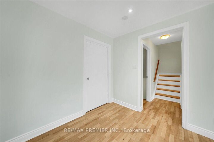 Property Photo: 485 Timber Lane ON L7L 4B1