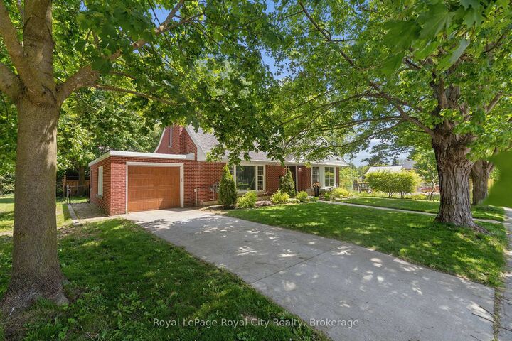 Property Photo: 120 Hill Street E ON N1M 1G9