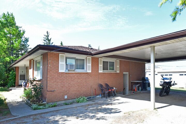 Property Photo: 27 Hill Street ON N0M 1T0