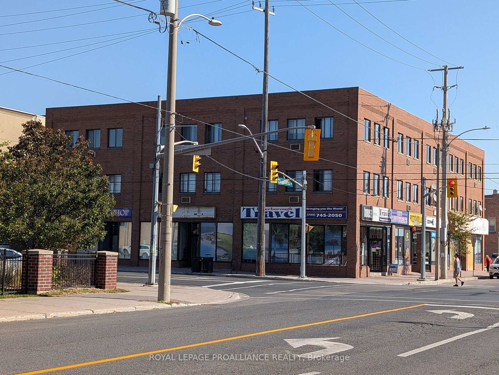 Property Photo:  328 Aylmer Street 204  ON K9H 3V6 