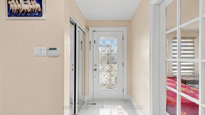 Property Photo: 27 Mackay Street S ON L6S 3P8