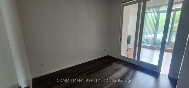 Property Photo: 215 Fort York Boulevard #215 ON M5V 4A1