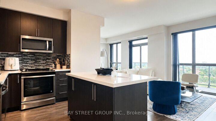 Property Photo:  4655 Glen Erin Drive 1504B  ON L5M 0Z1 