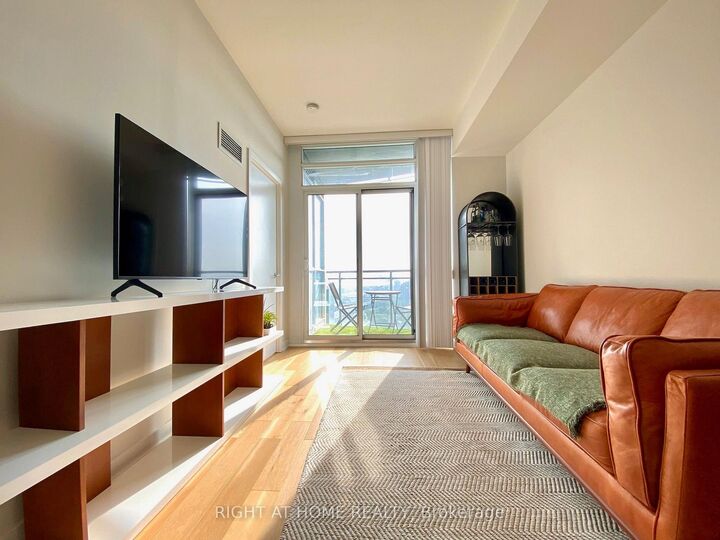 Property Photo: 21 Iceboat Terrace 4011 ON M5V 4A9