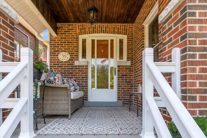 Property Photo: 99 Tuxedo Avenue S ON L8K 2R9