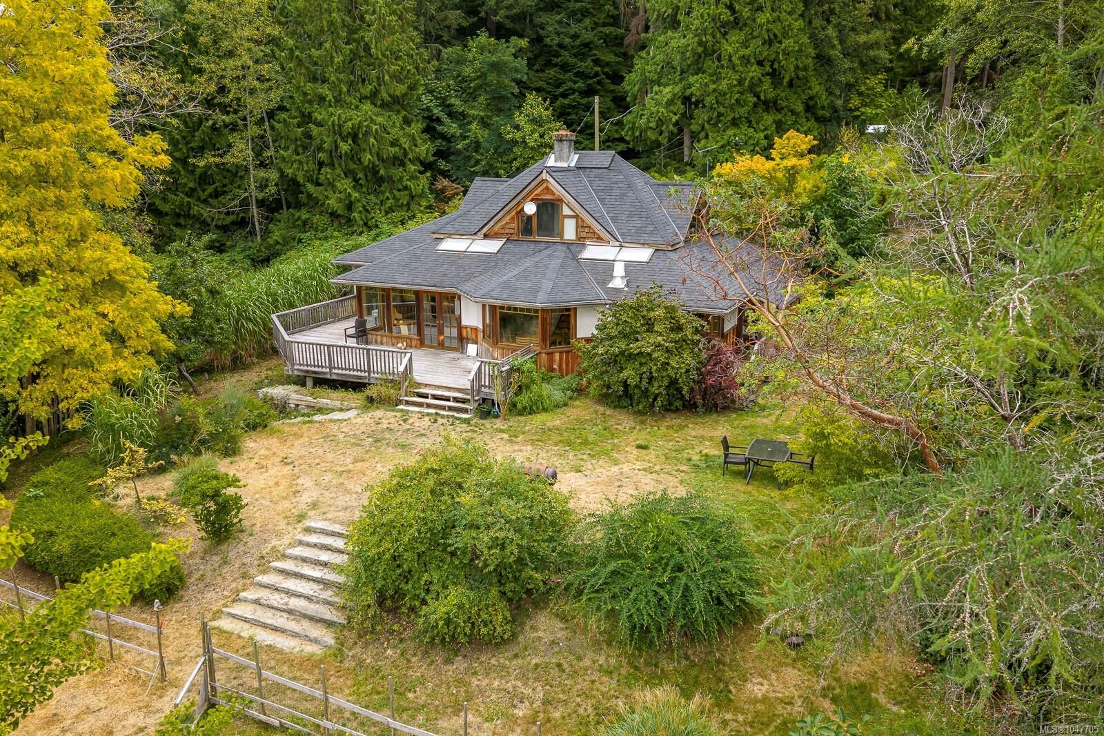 Property Photo:  437 Chamadaska Way  BC V0P 1K0 