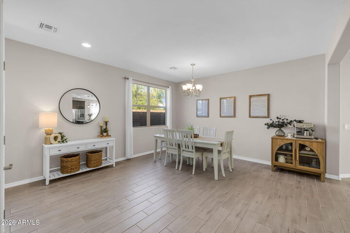 Property Photo:  2914 E Sunland Avenue  AZ 85040 