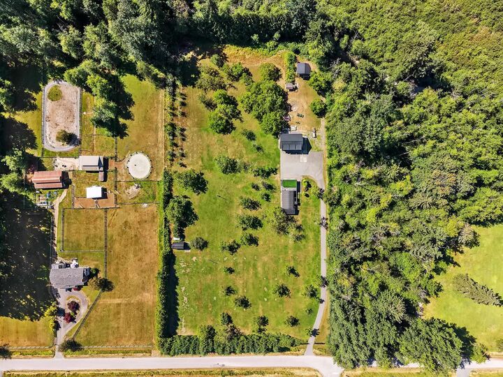Property Photo: 21228 8 Avenue BC V2Z 1S9