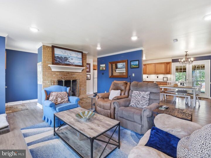 Property Photo: 10631 Peachtree Lane MD 21795