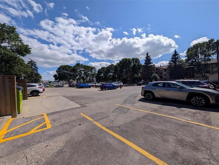Property Photo:  177 Watson Street  MB R2P 2P8 