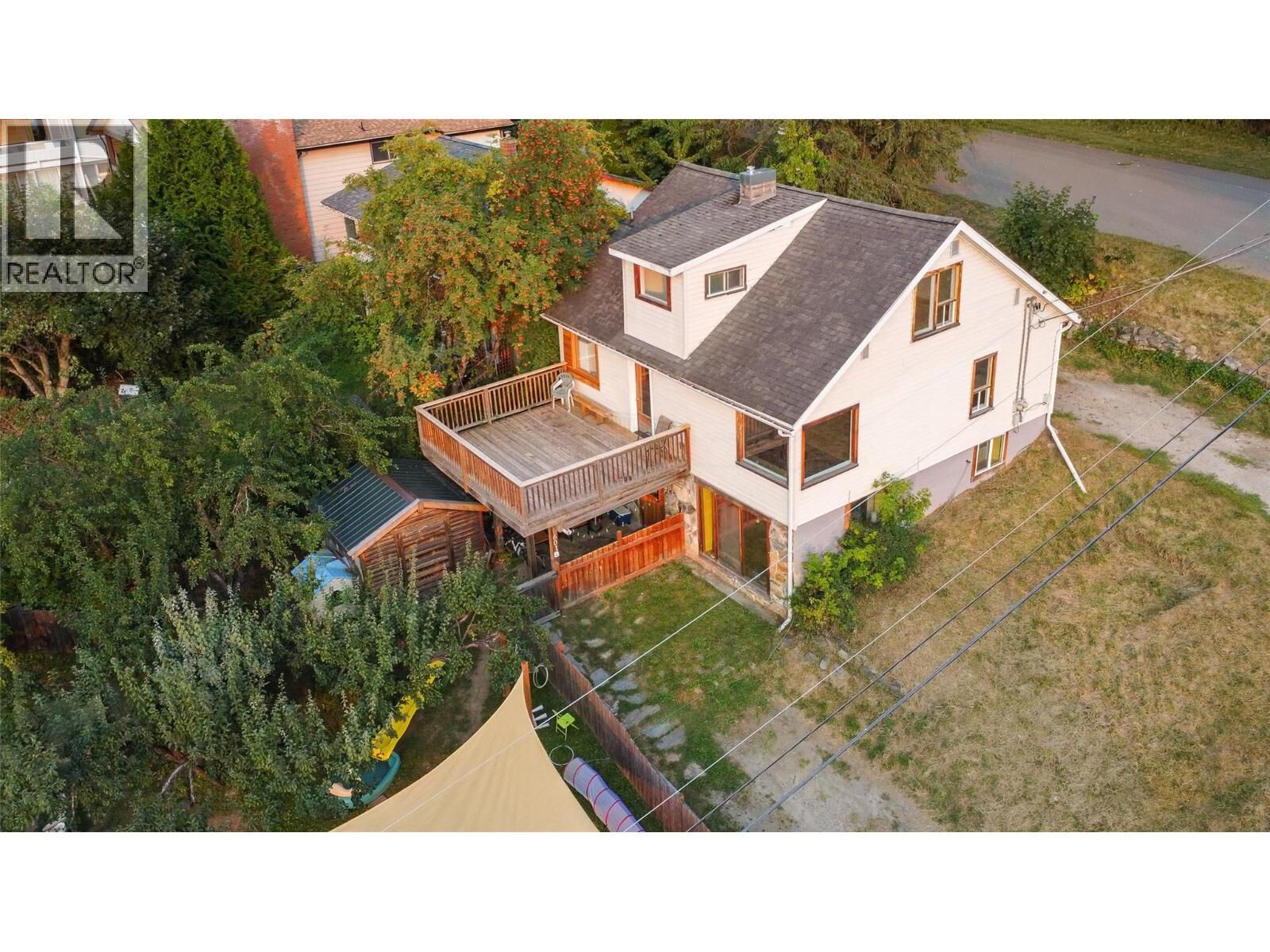 Property Photo:  601 Richards Street  BC V1L 5J7 