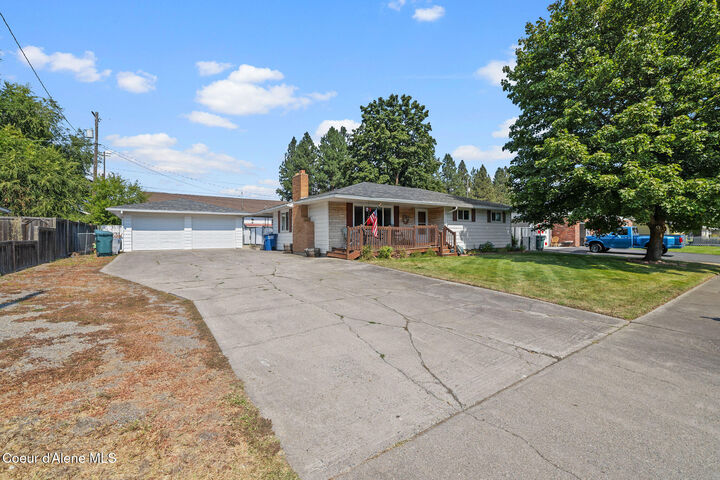 Property Photo: 316 W Montgomery Pl ID 83854