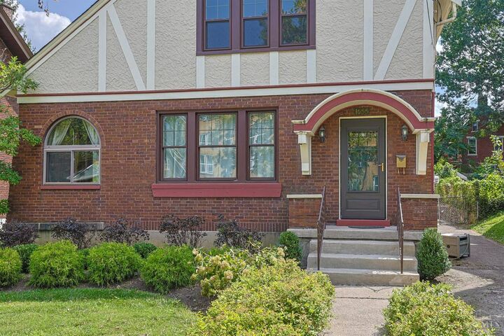 Property Photo: 1655 Westmoreland Avenue OH 45223