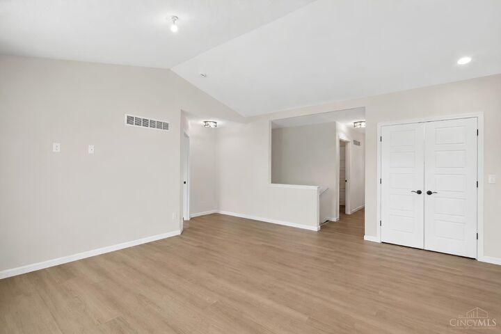 Property Photo: 731 Countryside Avenue OH 45067