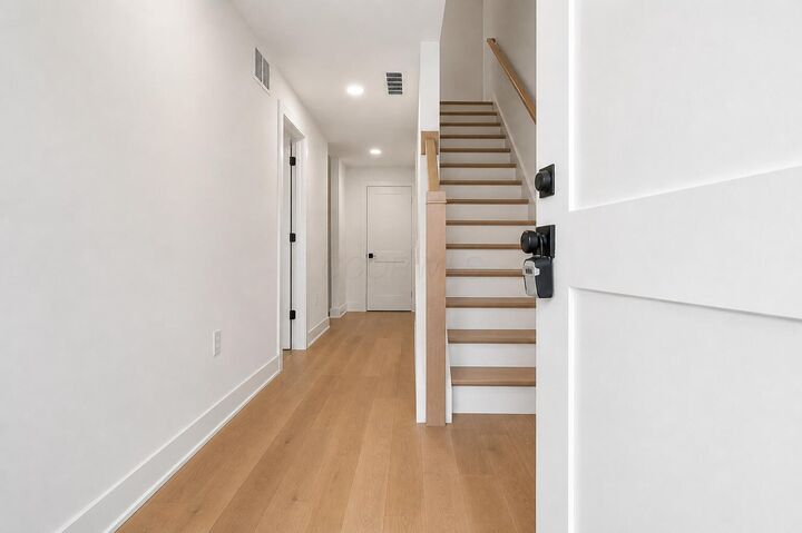 Property Photo: 1242 Oxley Road OH 43212