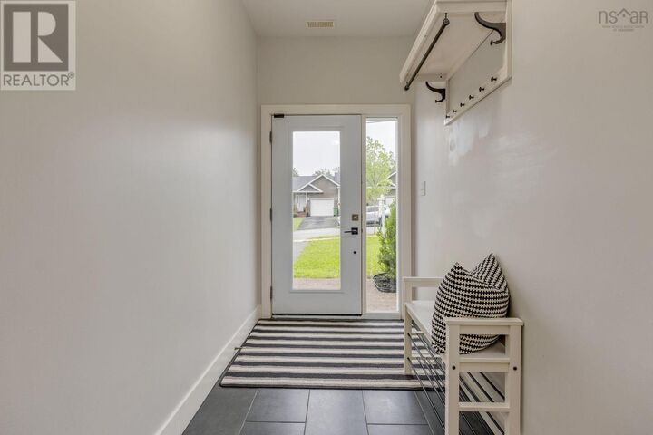 Property Photo:  35 Crossfield Ridge  NS B4E 0N1 