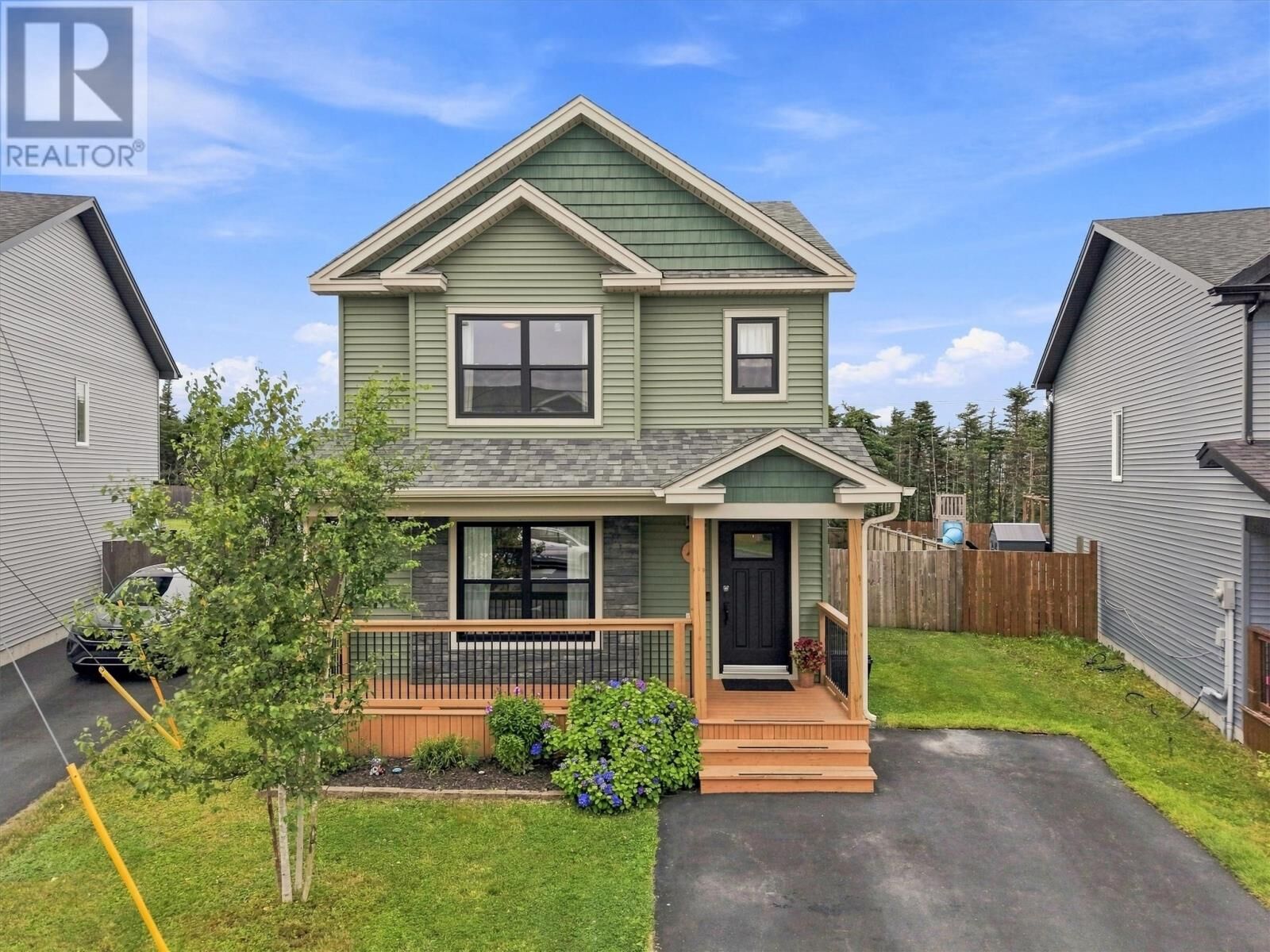 Property Photo:  46 Lilac Crescent  NL A1H 0M9 