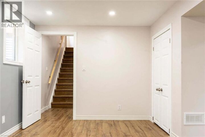Property Photo:  53 Creek Ridge Street  ON N2R 0B6 