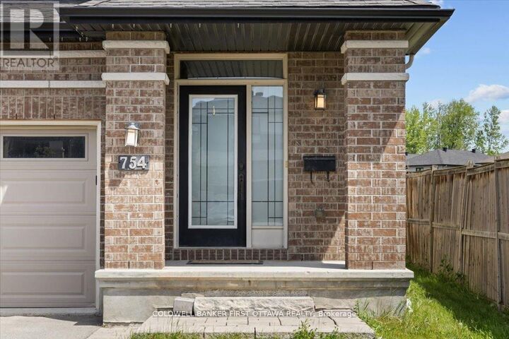 Property Photo:  754 Brian Good Avenue  ON K4M 0E3 