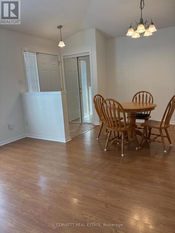 Property Photo:  133 Dunbar Avenue  ON K6H 7P4 