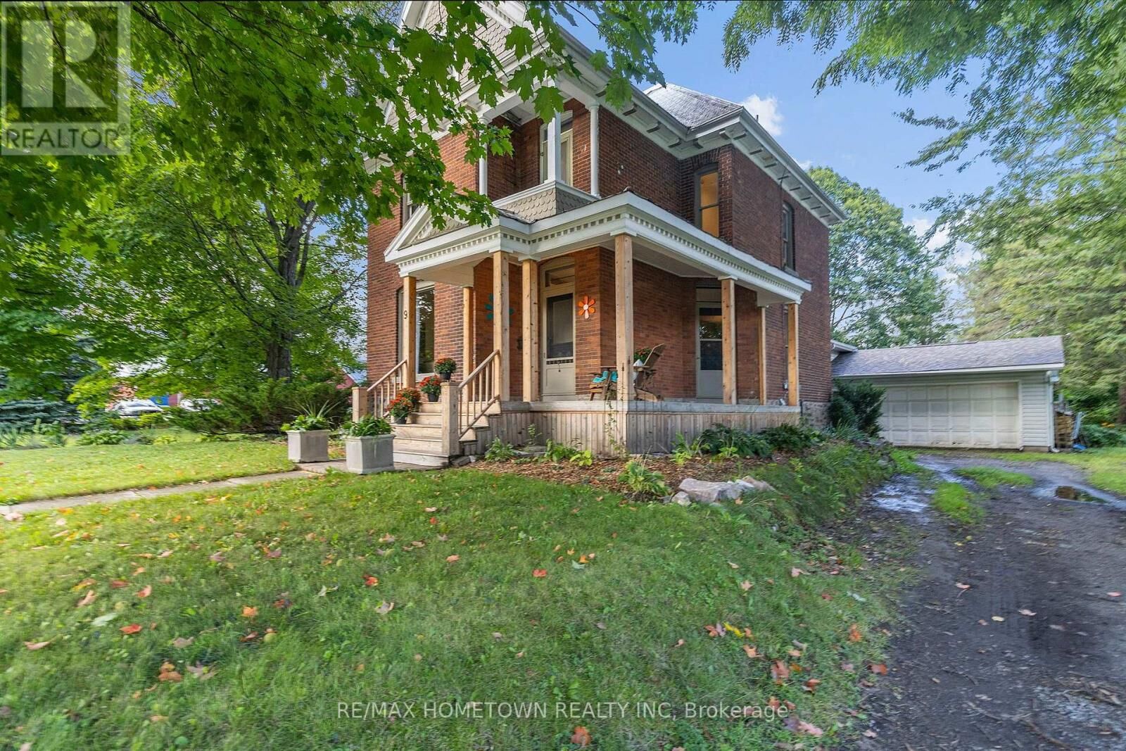 Property Photo:  9 Quabbin Road  ON K0E 1R0 