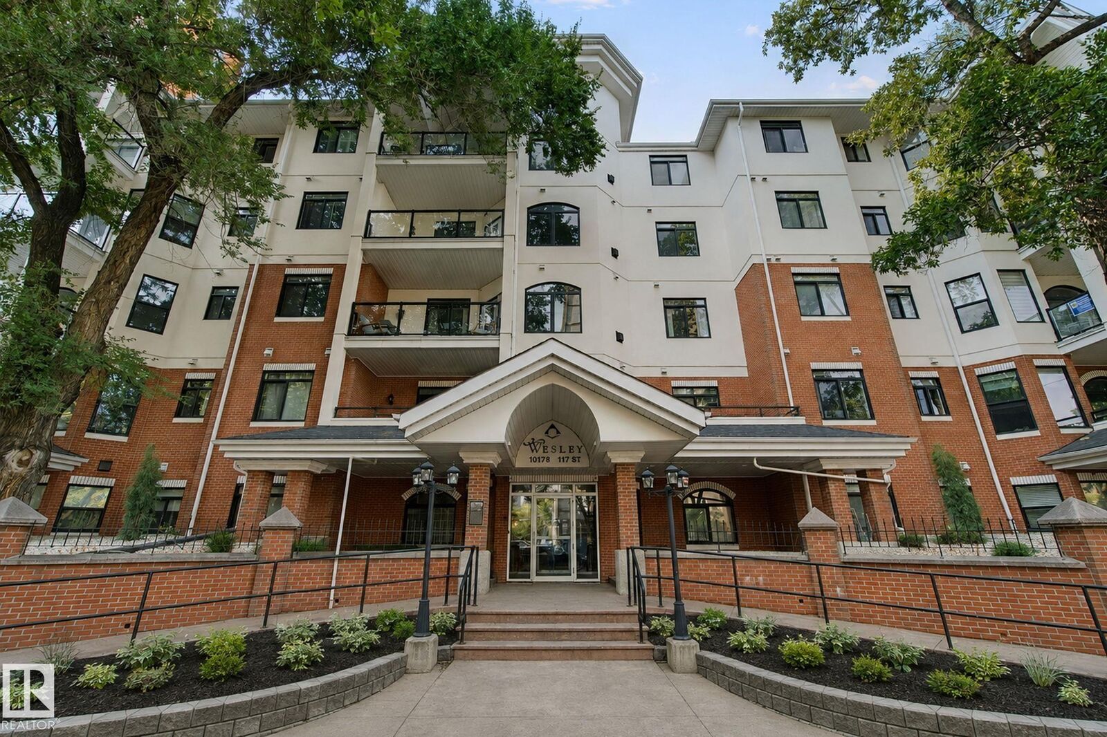 Property Photo:  10178 117 Street NW 203  AB T5K 2X9 